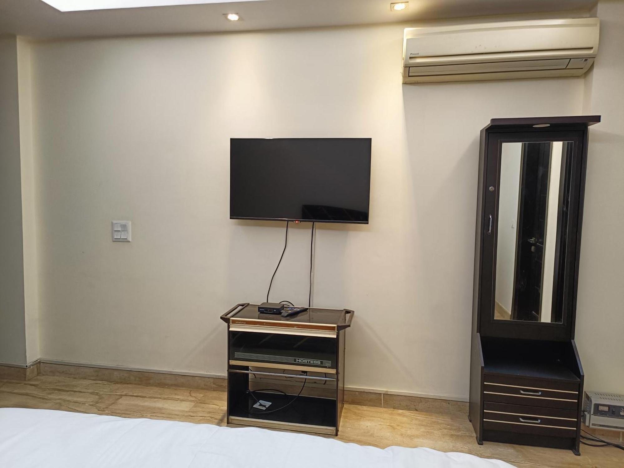 Greenleaf Apartment And Suites, Greater Kailash 1 New Delhi Bagian luar foto