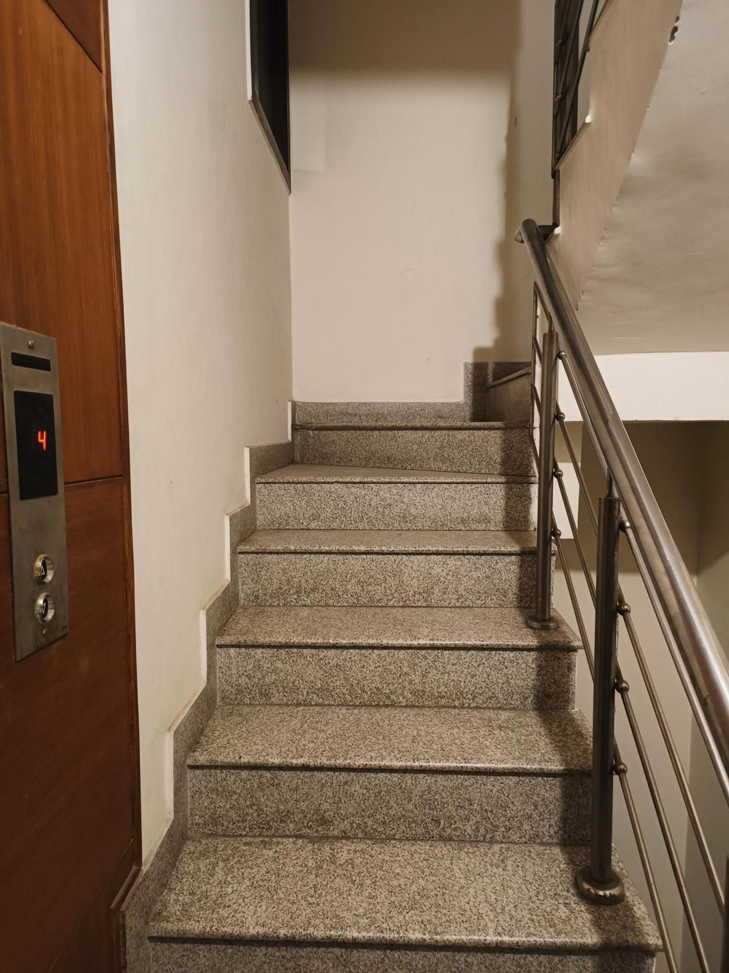 Greenleaf Apartment And Suites, Greater Kailash 1 New Delhi Bagian luar foto